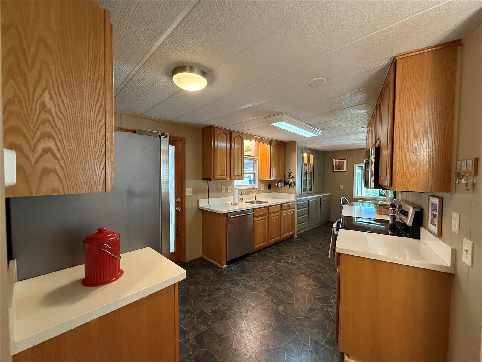 CONTINENTAL CAMPERS RESORTS - Residential