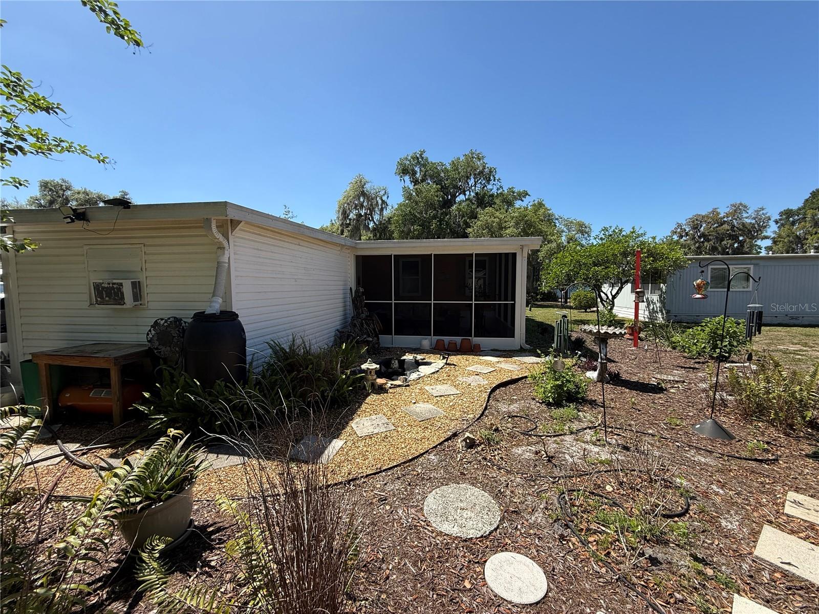 CONTINENTAL CAMPERS RESORTS - Residential