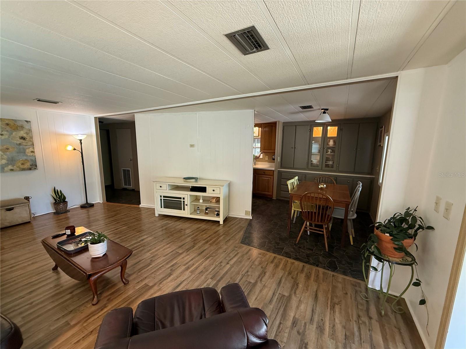 CONTINENTAL CAMPERS RESORTS - Residential