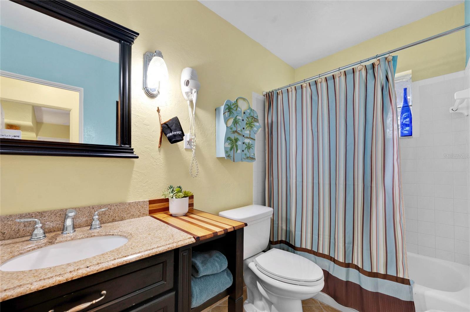 HOLMES BEACH FOURTEENTH UNIT - Residential