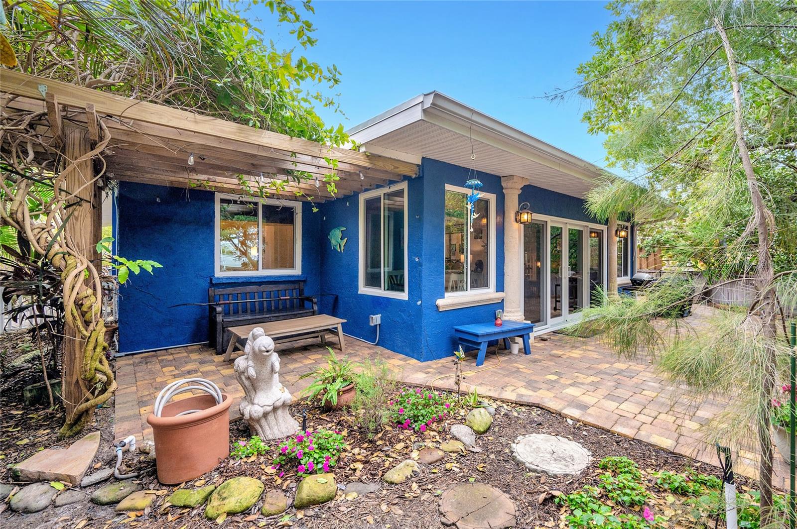 HOLMES BEACH FOURTEENTH UNIT - Residential