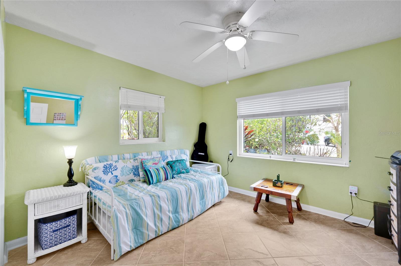 HOLMES BEACH FOURTEENTH UNIT - Residential