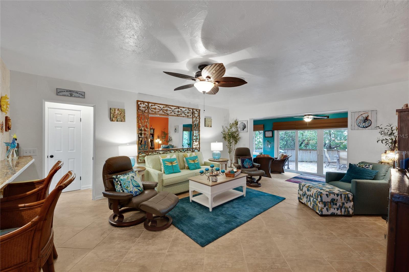 HOLMES BEACH FOURTEENTH UNIT - Residential