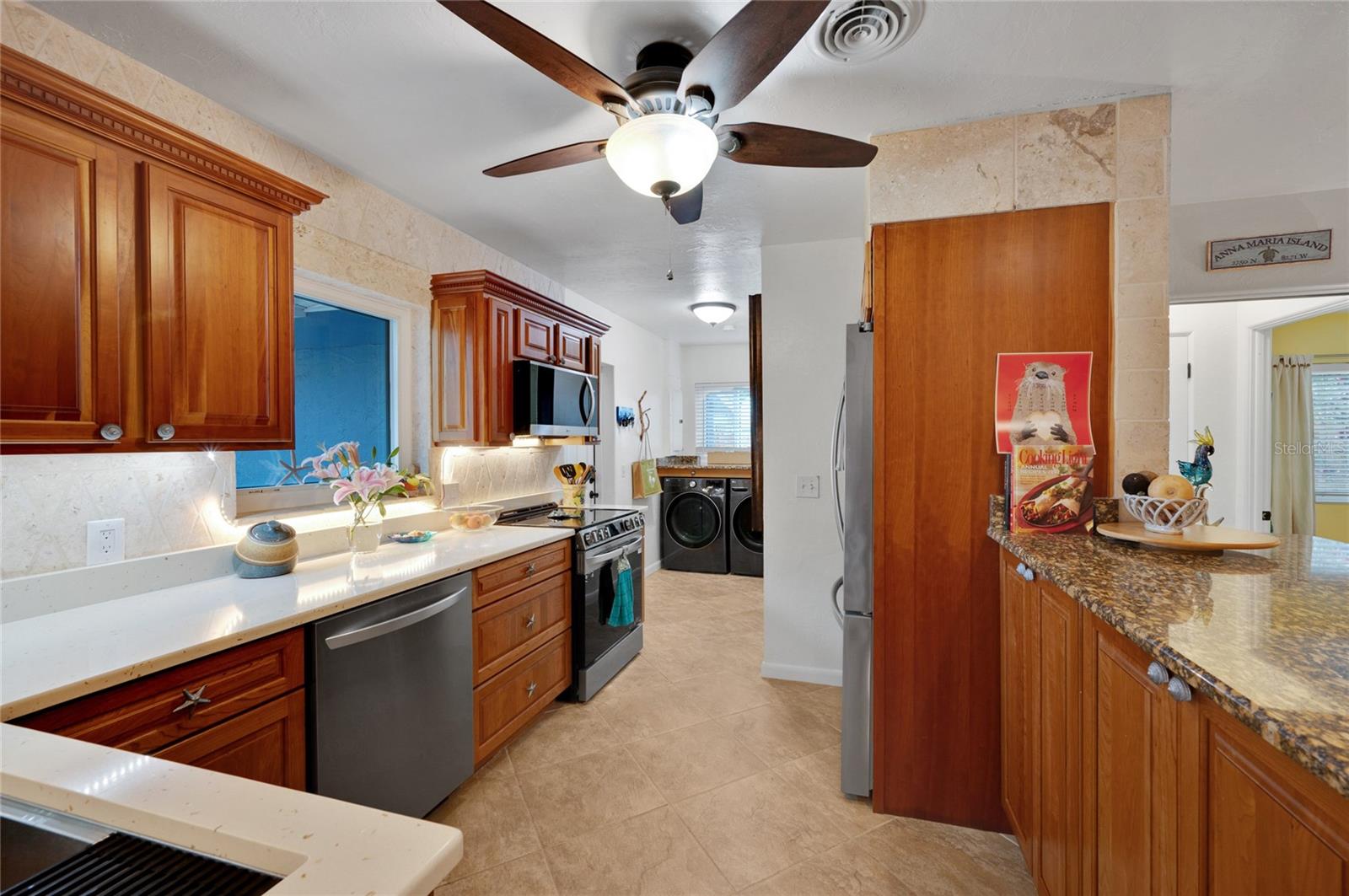 HOLMES BEACH FOURTEENTH UNIT - Residential