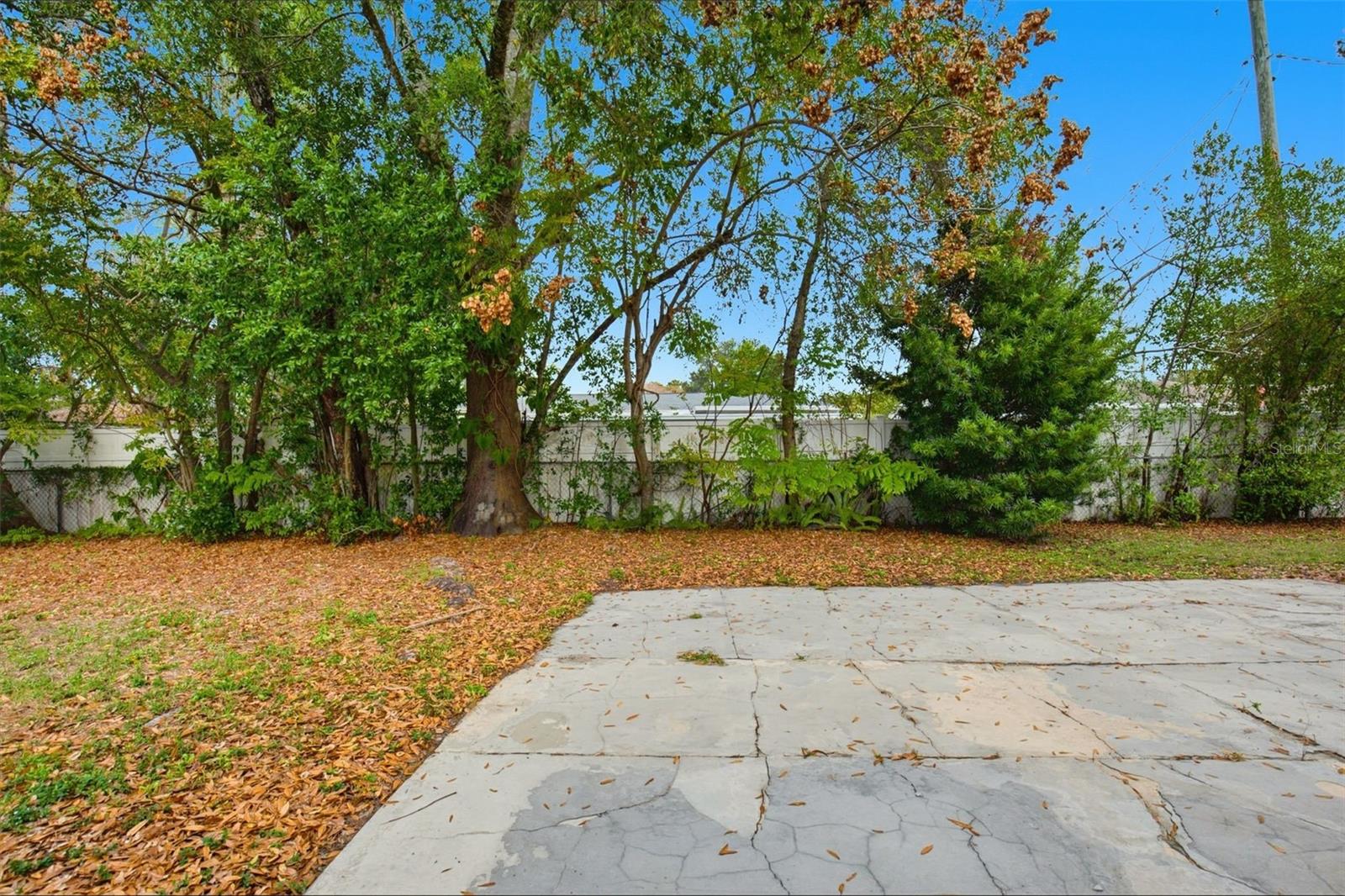 LAKE ELLEN ESTATES SUB - Residential