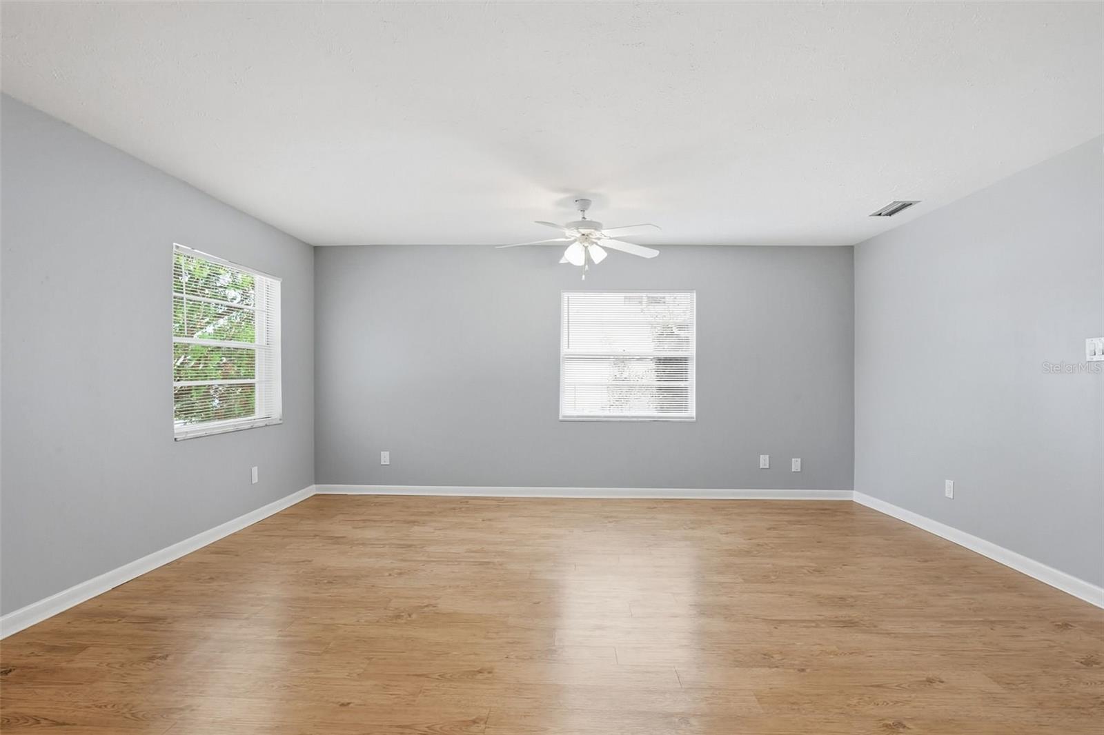 LAKE ELLEN ESTATES SUB - Residential