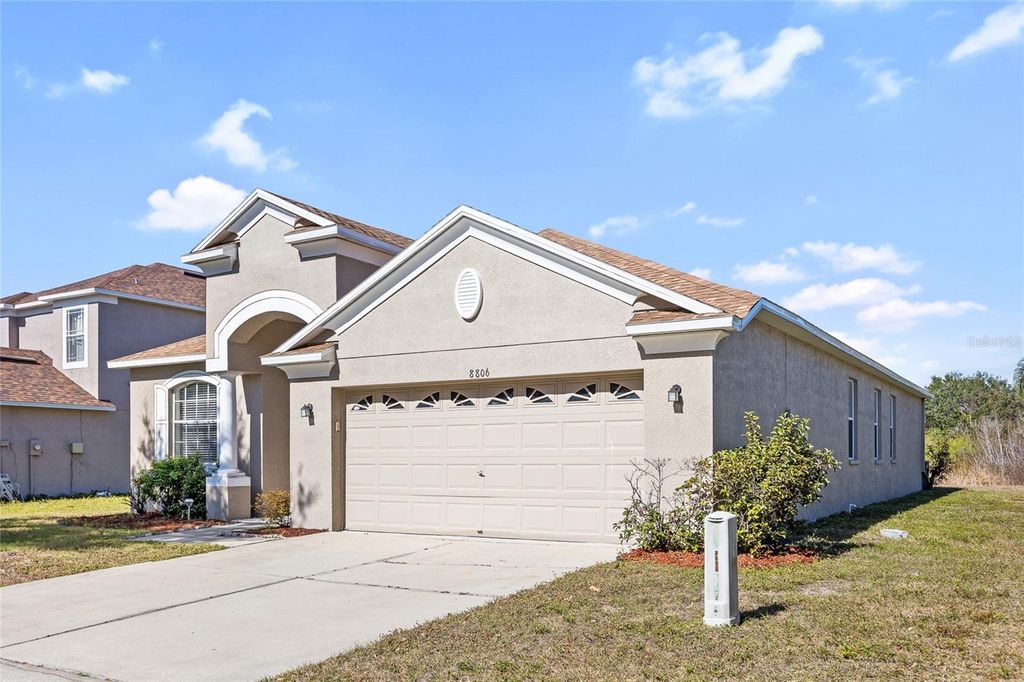 Photo of 8806 Sandy Plains Drive, Riverview, FL 33578 (MLS # TB8469716)