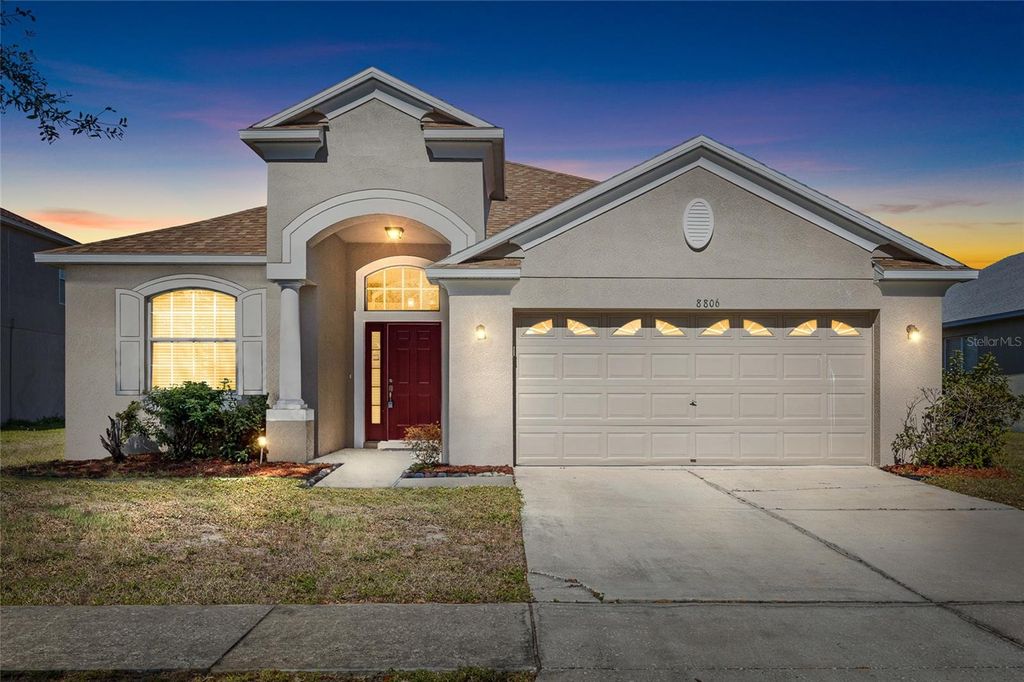 Photo of 8806 Sandy Plains Drive, Riverview, FL 33578 (MLS # TB8469716)