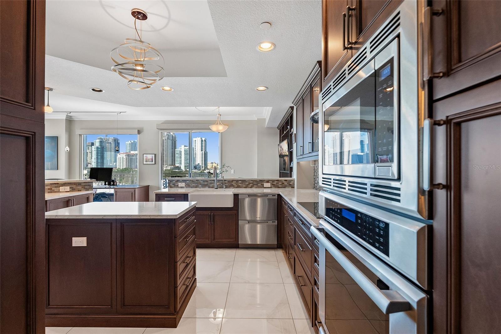 VINOY PLACE CONDO - Residential