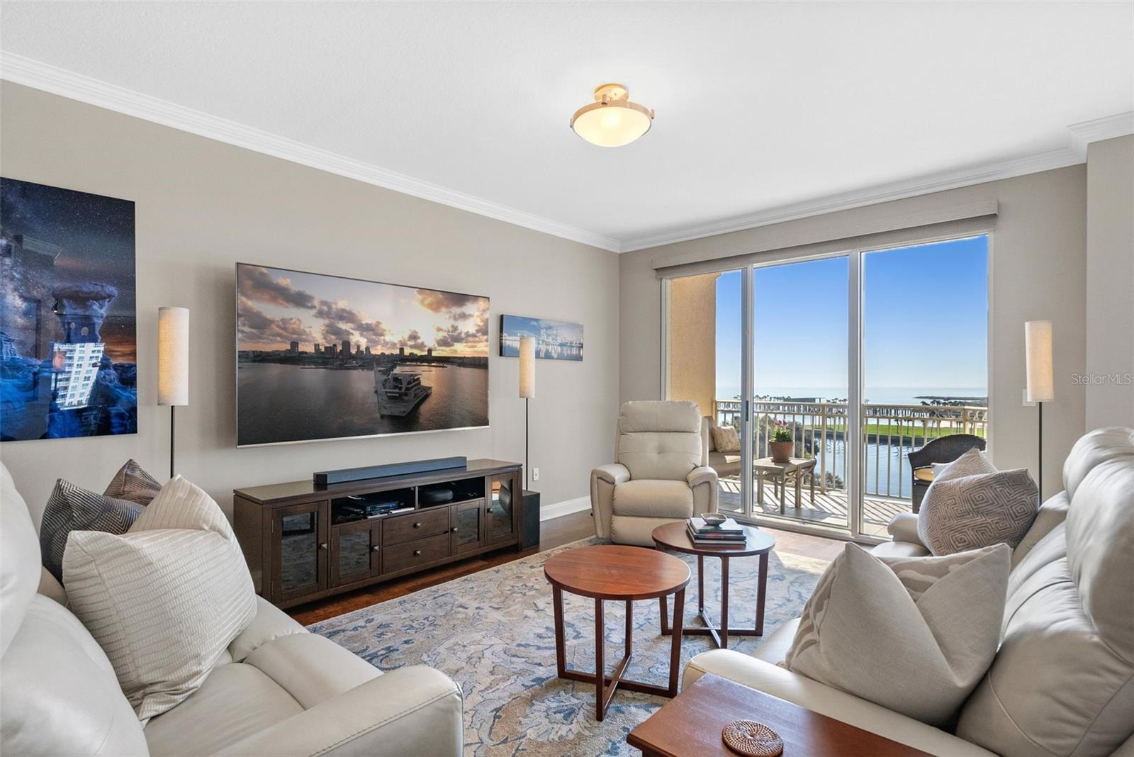 VINOY PLACE CONDO - Residential