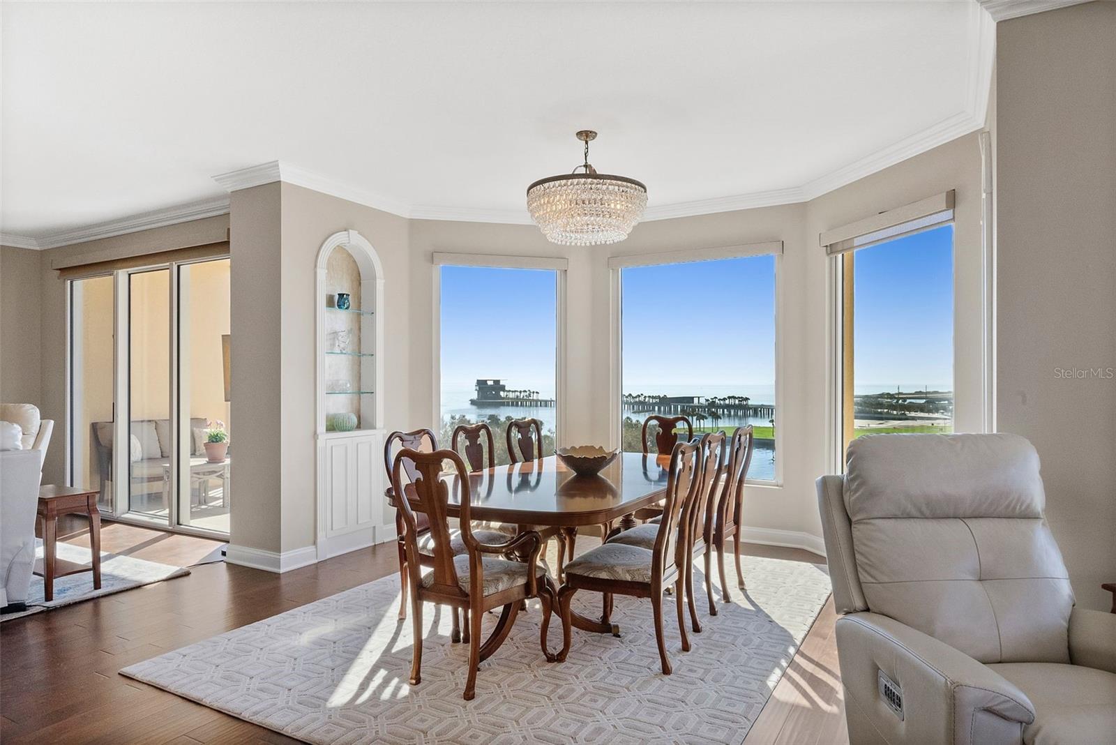 VINOY PLACE CONDO - Residential