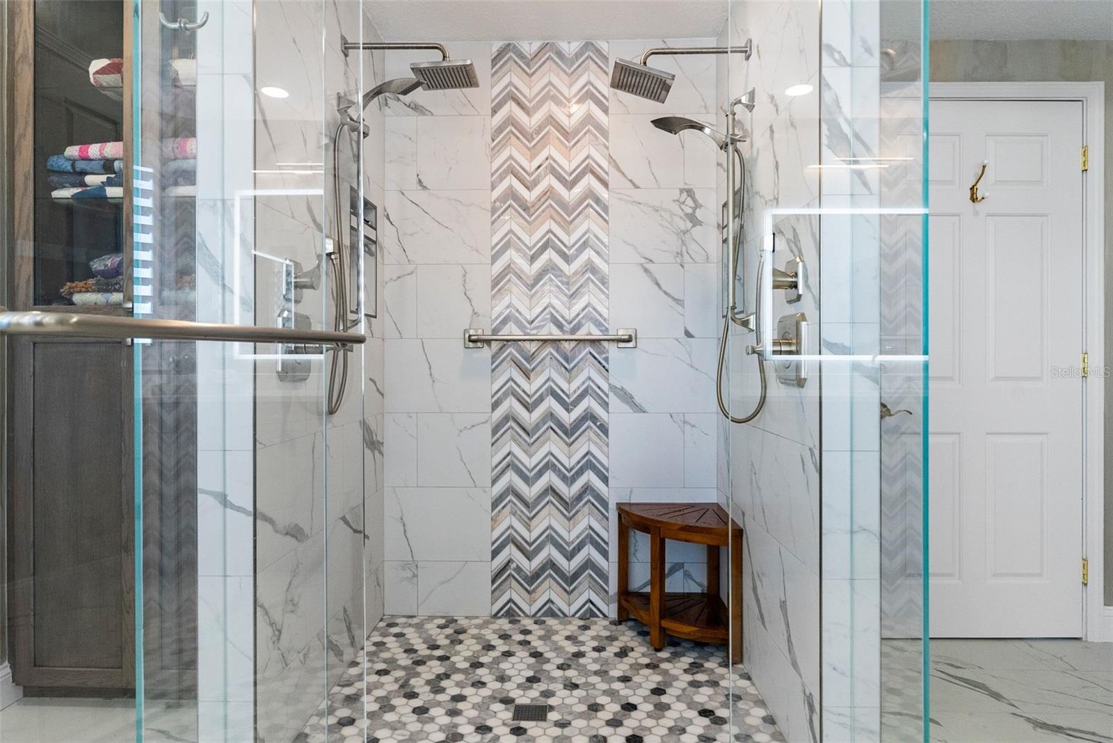 VINOY PLACE CONDO - Residential