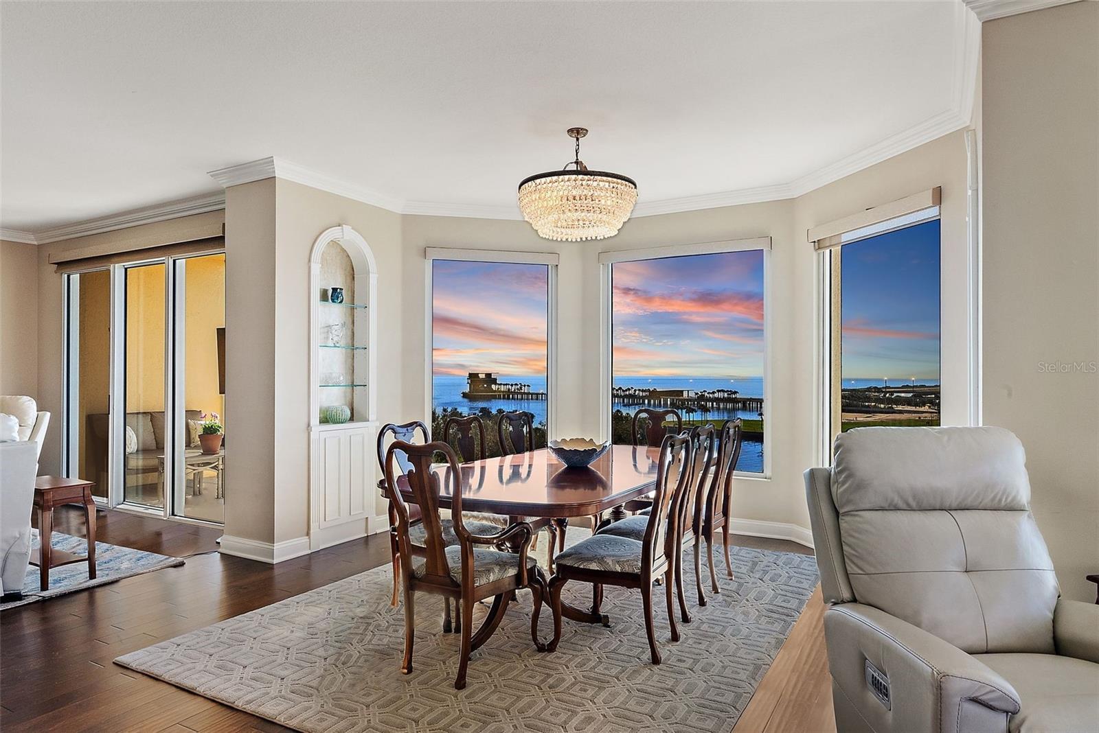 VINOY PLACE CONDO - Residential