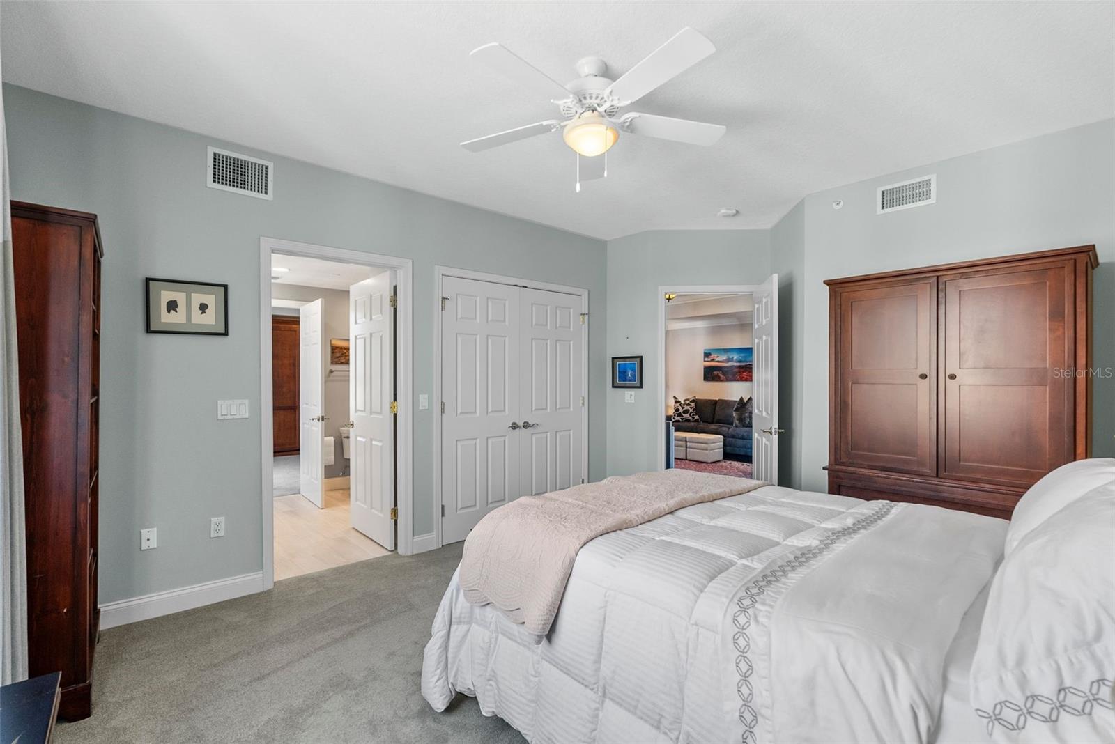 VINOY PLACE CONDO - Residential