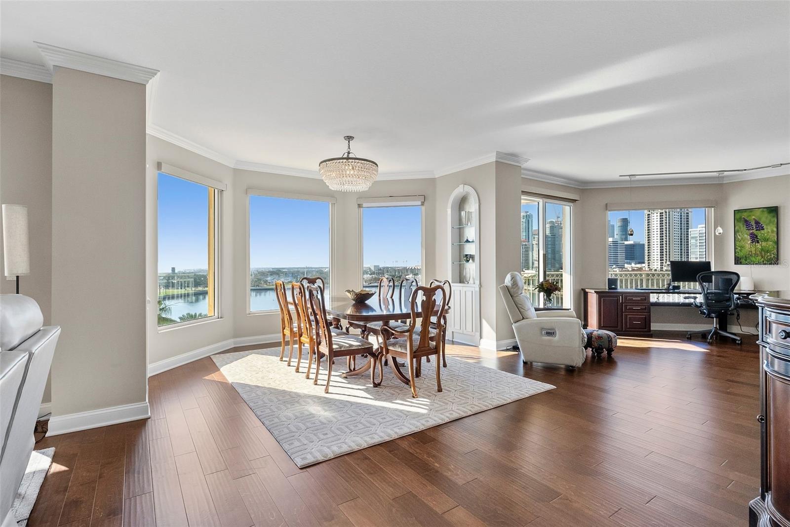 VINOY PLACE CONDO - Residential