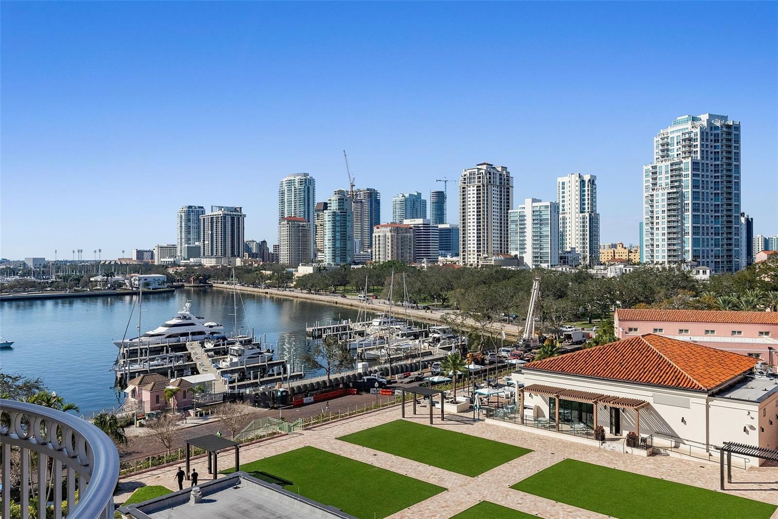 VINOY PLACE CONDO - Residential