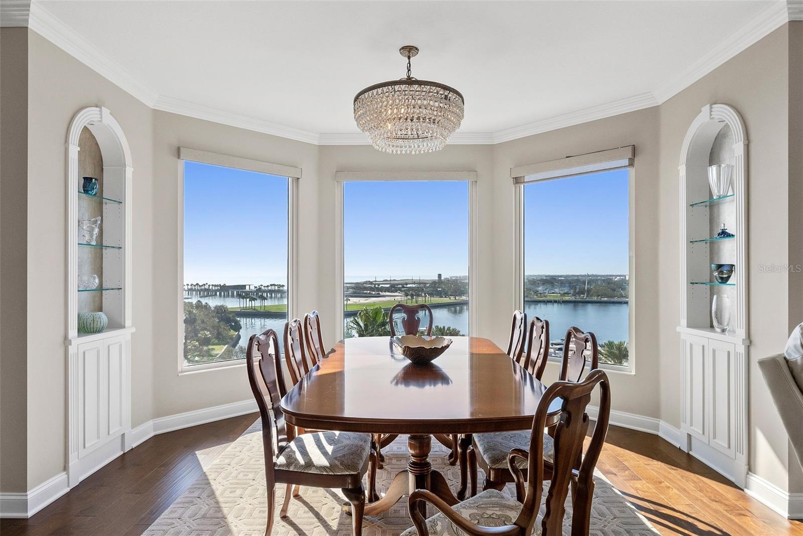 VINOY PLACE CONDO - Residential