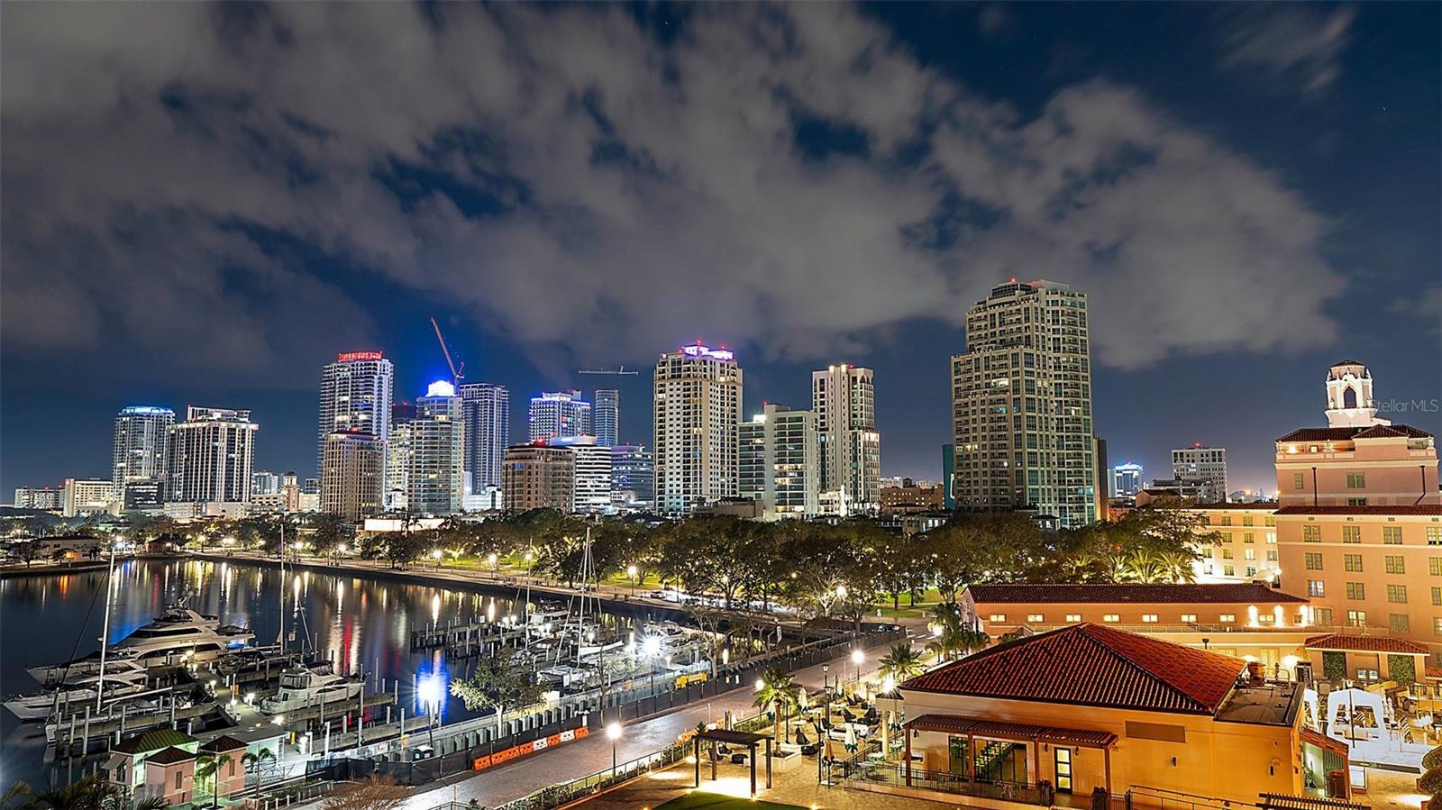 VINOY PLACE CONDO - Residential