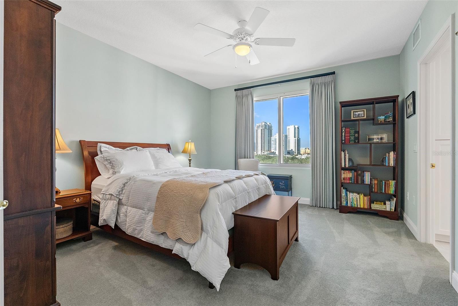 VINOY PLACE CONDO - Residential