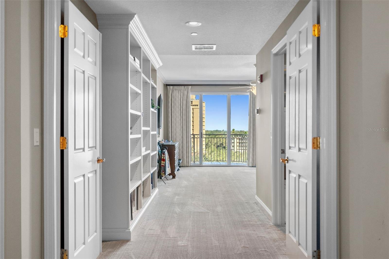 VINOY PLACE CONDO - Residential