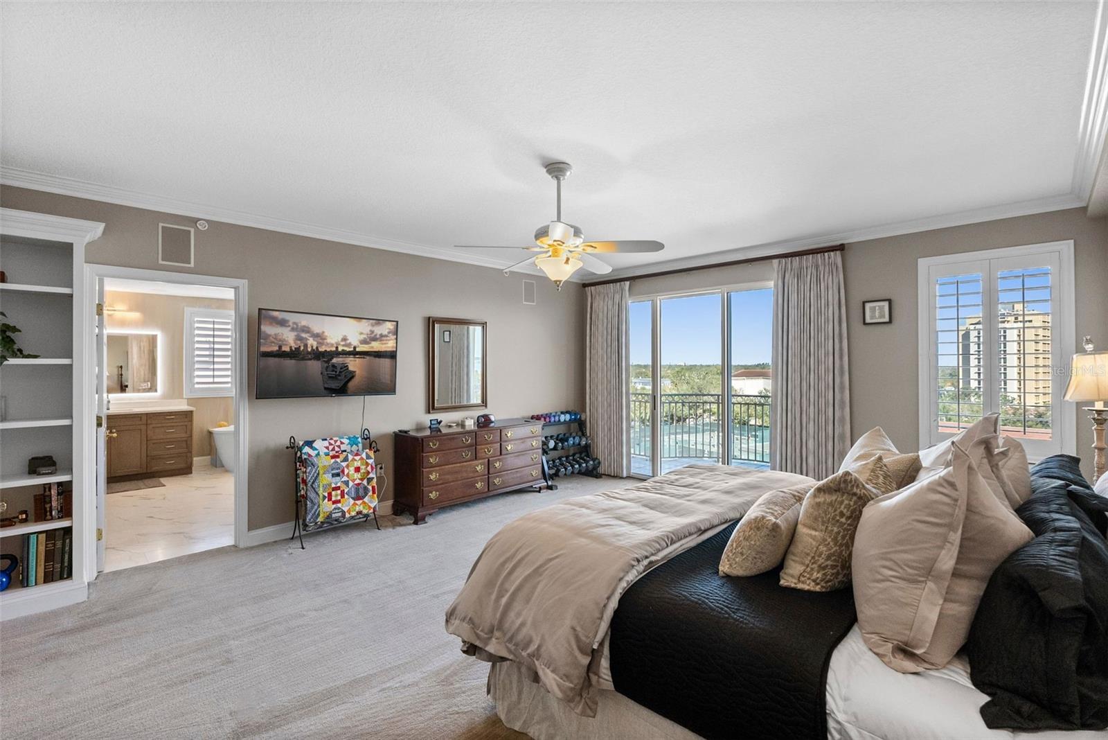 VINOY PLACE CONDO - Residential