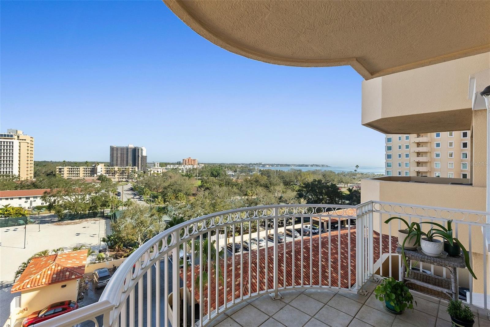VINOY PLACE CONDO - Residential