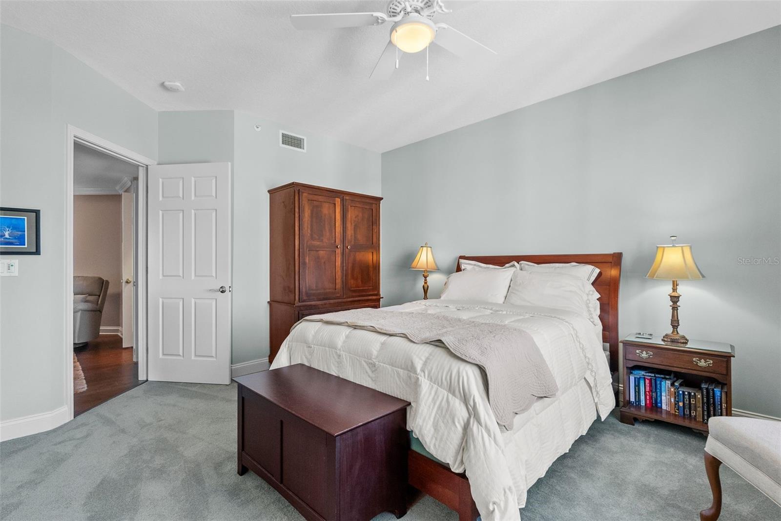 VINOY PLACE CONDO - Residential