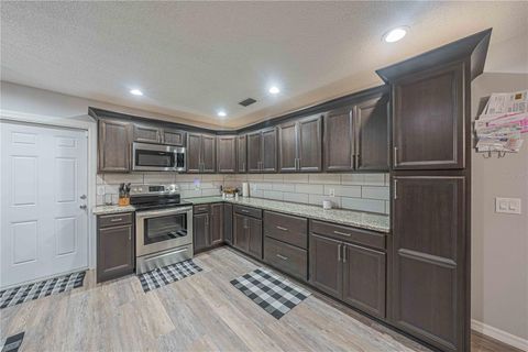 Tiny photo for 3693 Cr 400, Lake Panasoffkee, FL 33538 (MLS # OM693014)