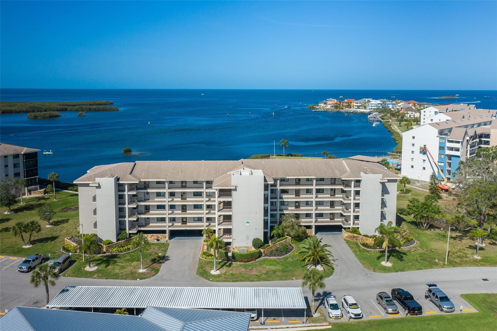 SAND PEBBLE POINTE CONDO 01 AMD 02 - Residential