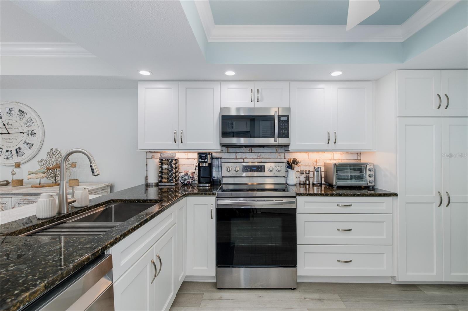 SAND PEBBLE POINTE CONDO 01 AMD 02 - Residential