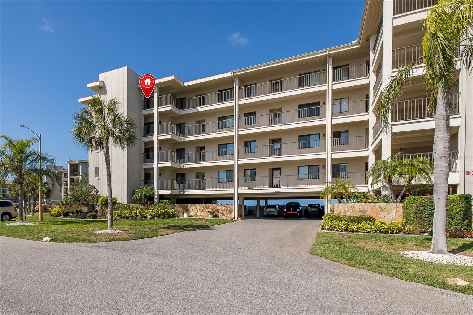 SAND PEBBLE POINTE CONDO 01 AMD 02 - Residential