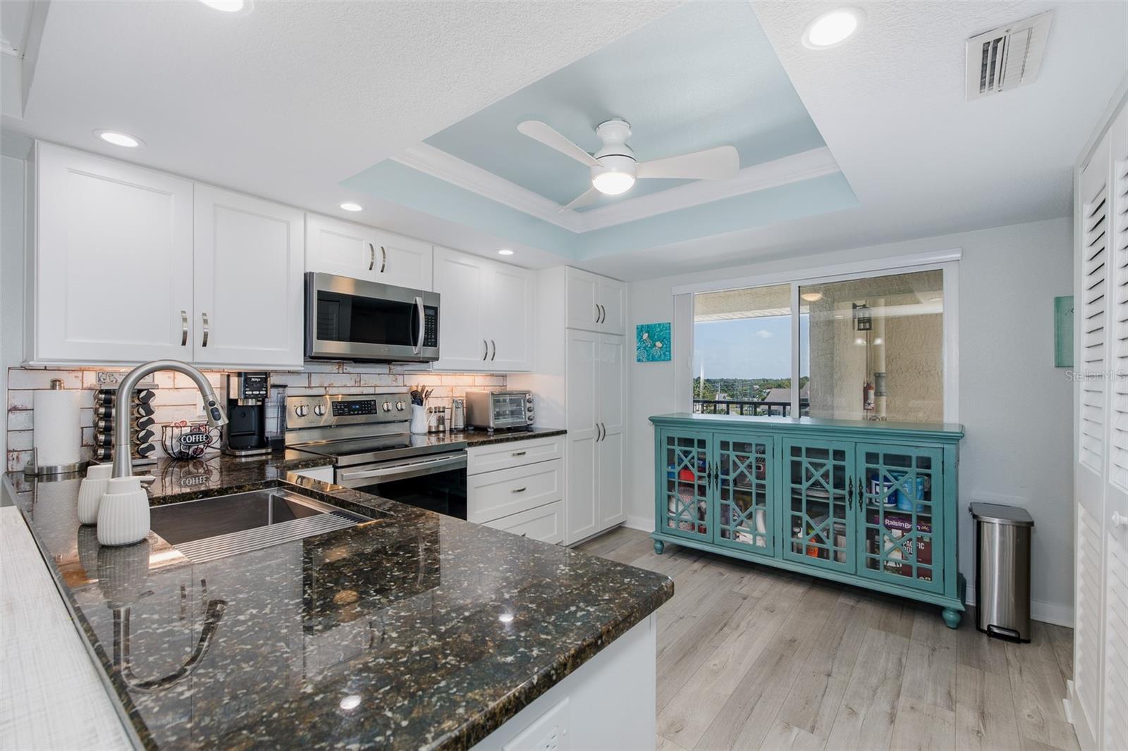 SAND PEBBLE POINTE CONDO 01 AMD 02 - Residential