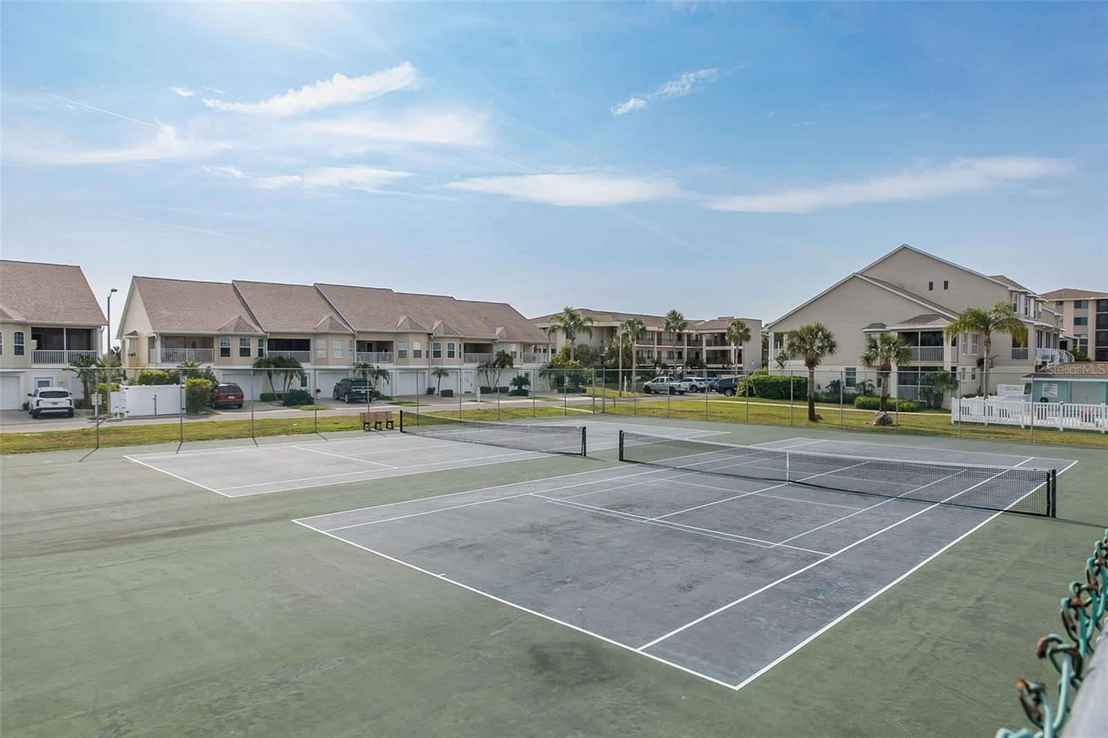 SAND PEBBLE POINTE CONDO 01 AMD 02 - Residential