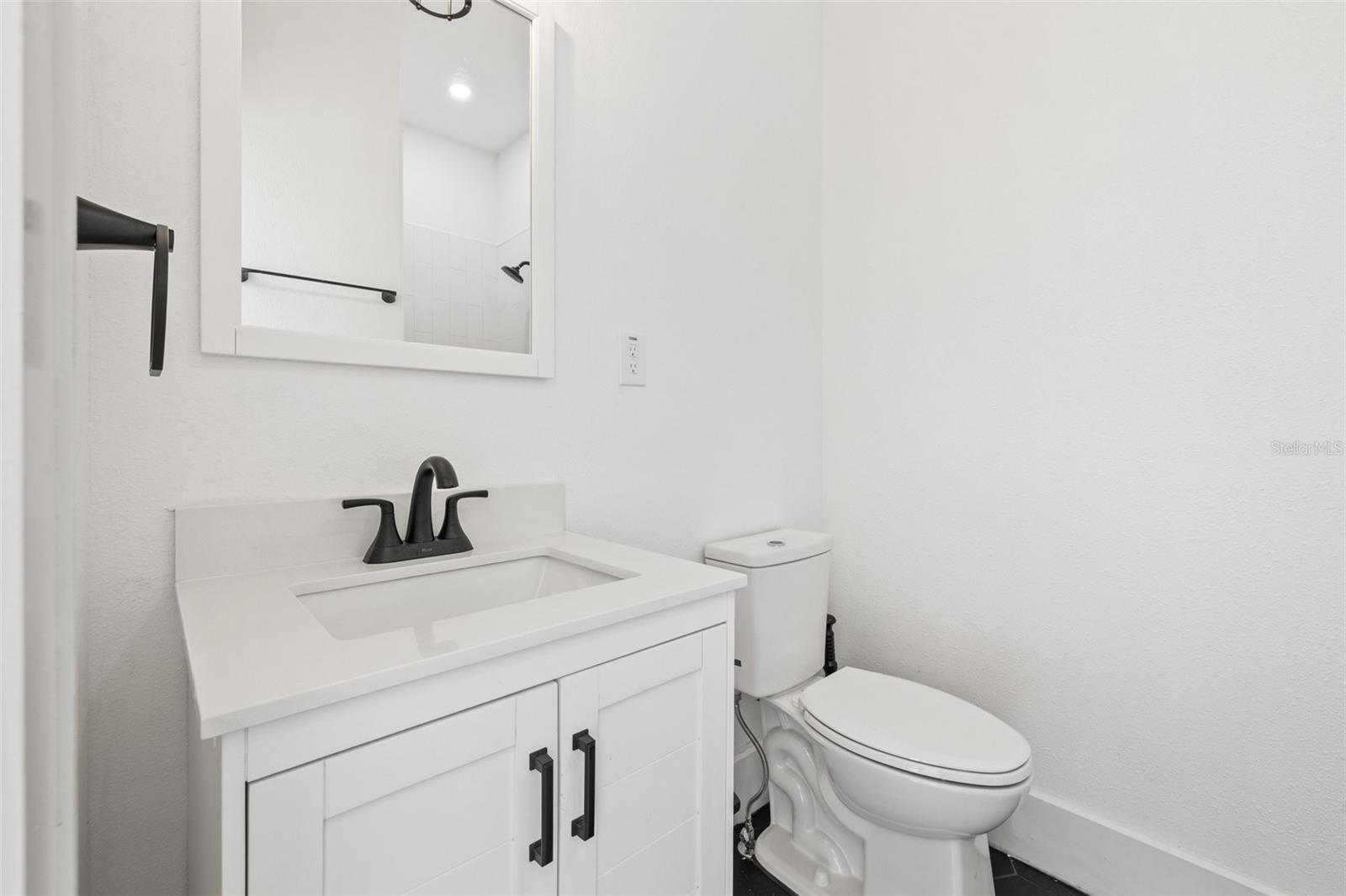 HALLS CENTRAL AVE 2 - Residential Lease