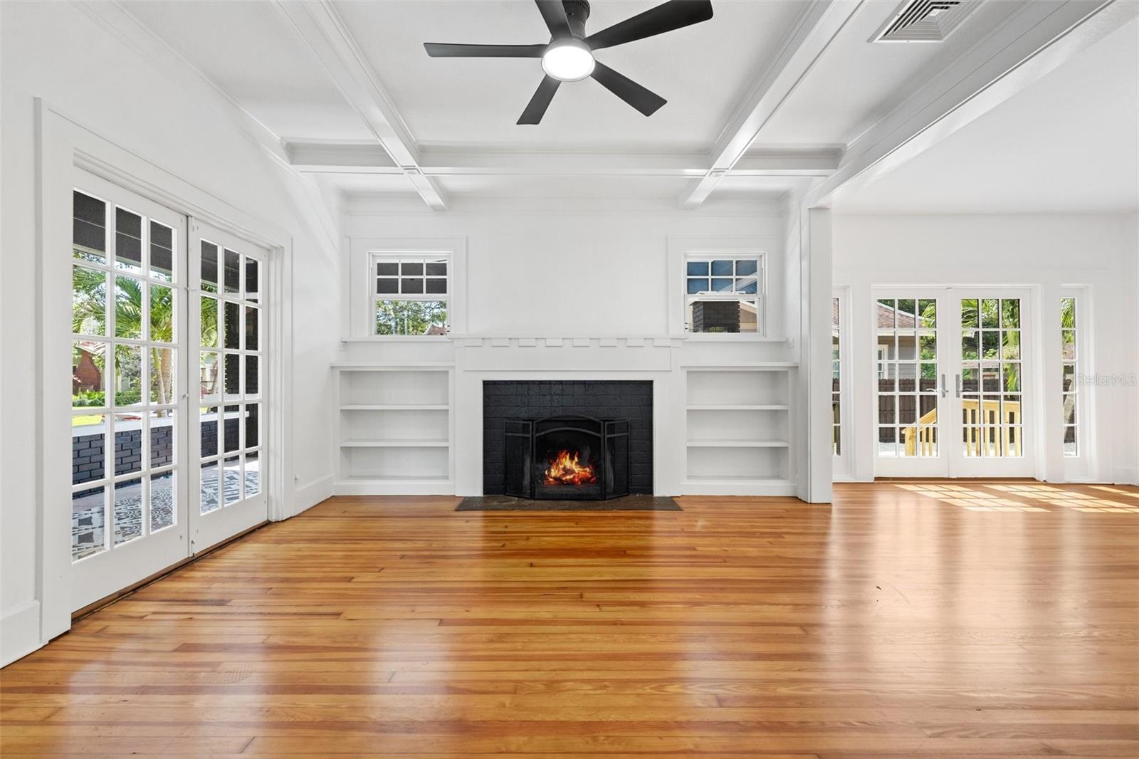 HALLS CENTRAL AVE 2 - Residential Lease