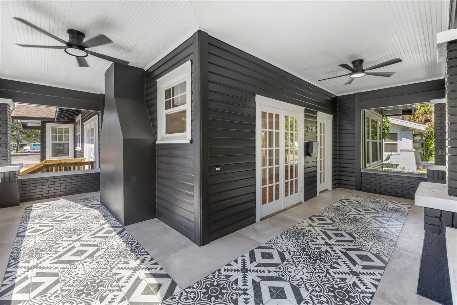 HALLS CENTRAL AVE 2 - Residential Lease