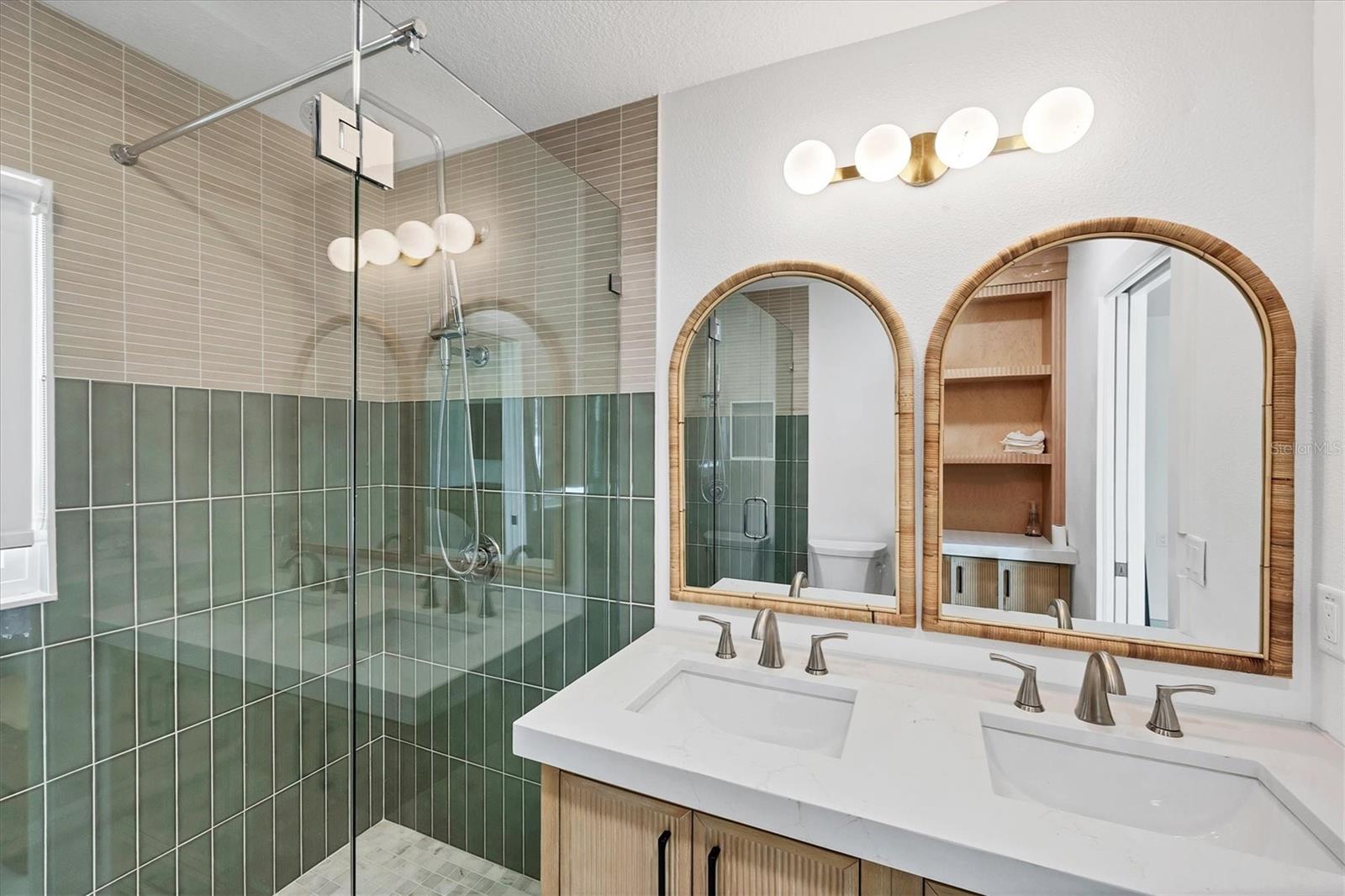 GROVE CITY COVE - Residential Lease