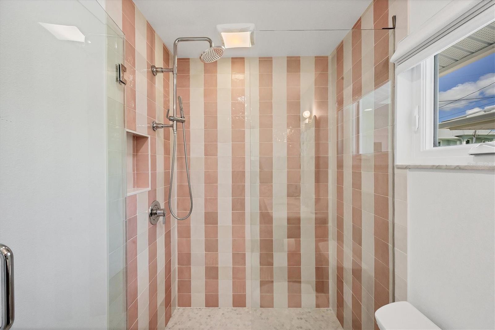 GROVE CITY COVE - Residential Lease