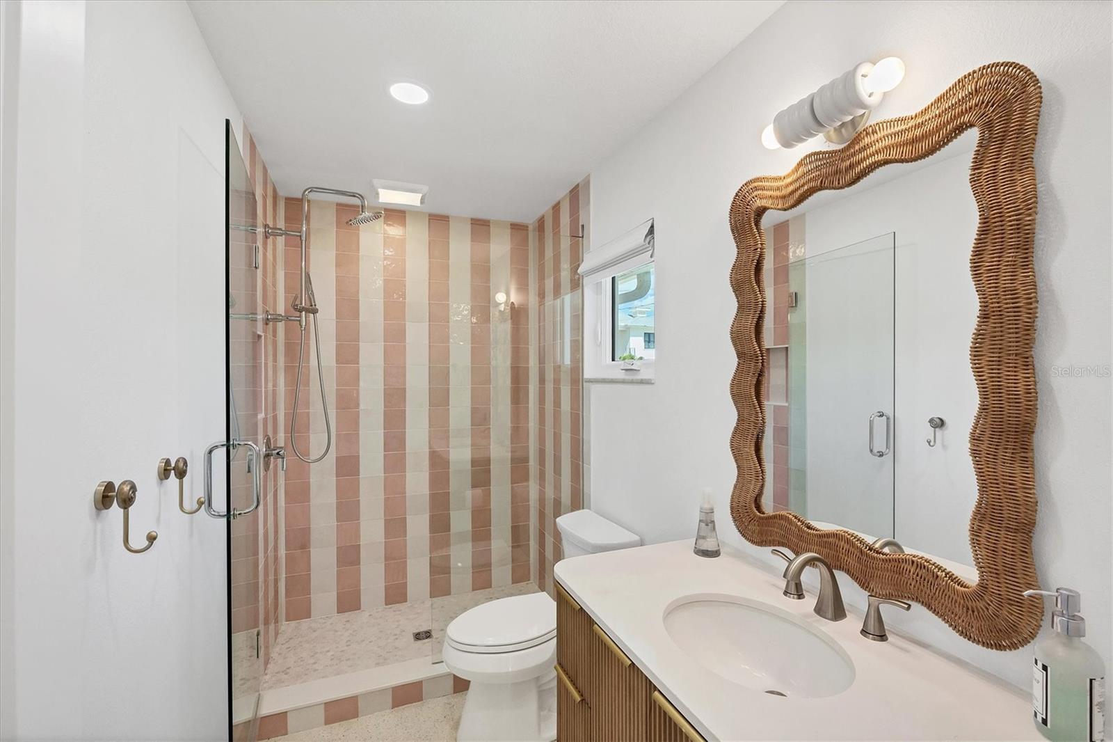 GROVE CITY COVE - Residential Lease