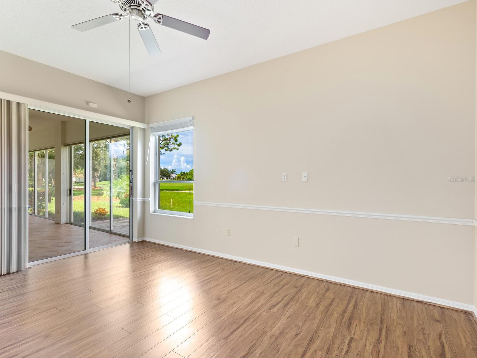 STRATFIELD PARK - THE MEADOWS - Residential