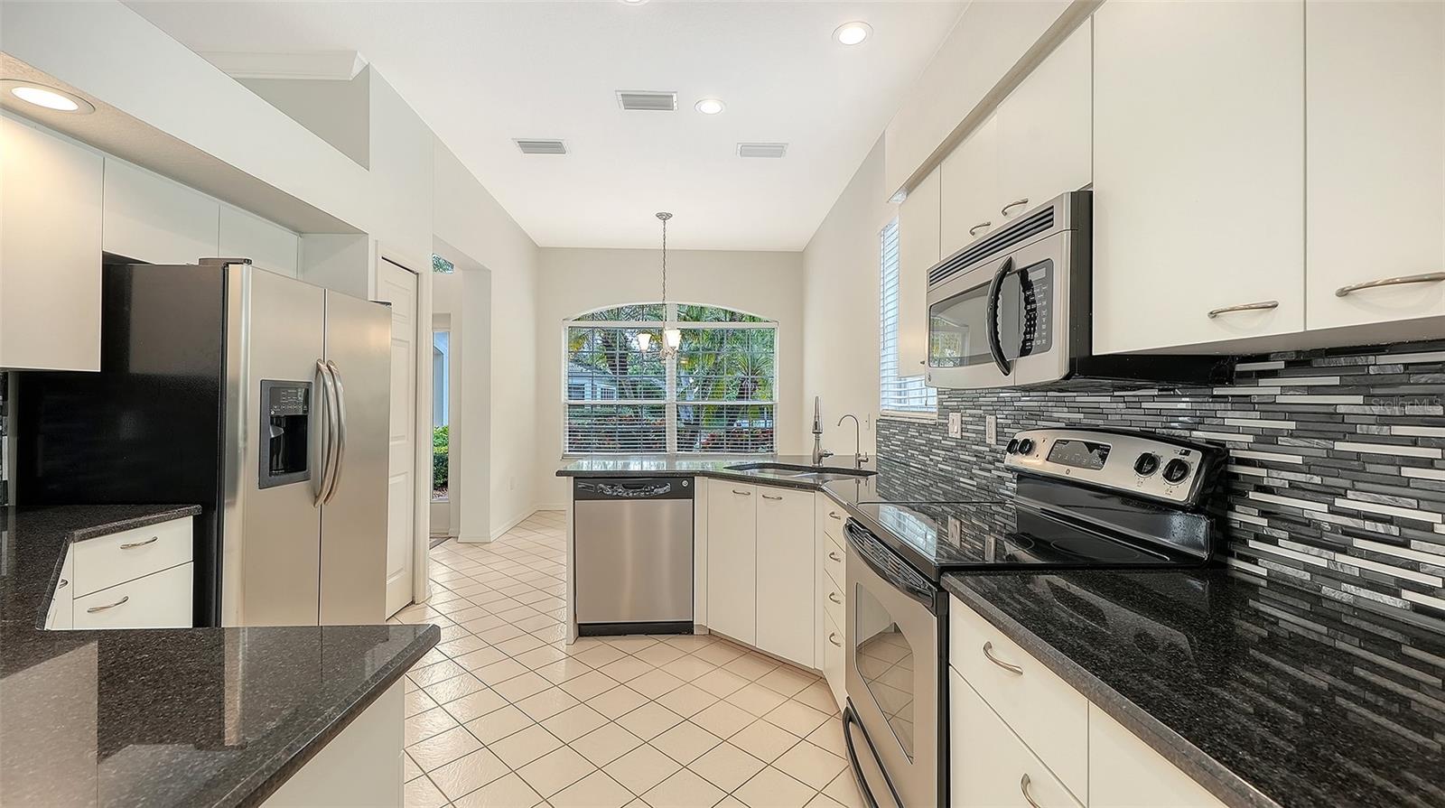 STRATFIELD PARK - THE MEADOWS - Residential