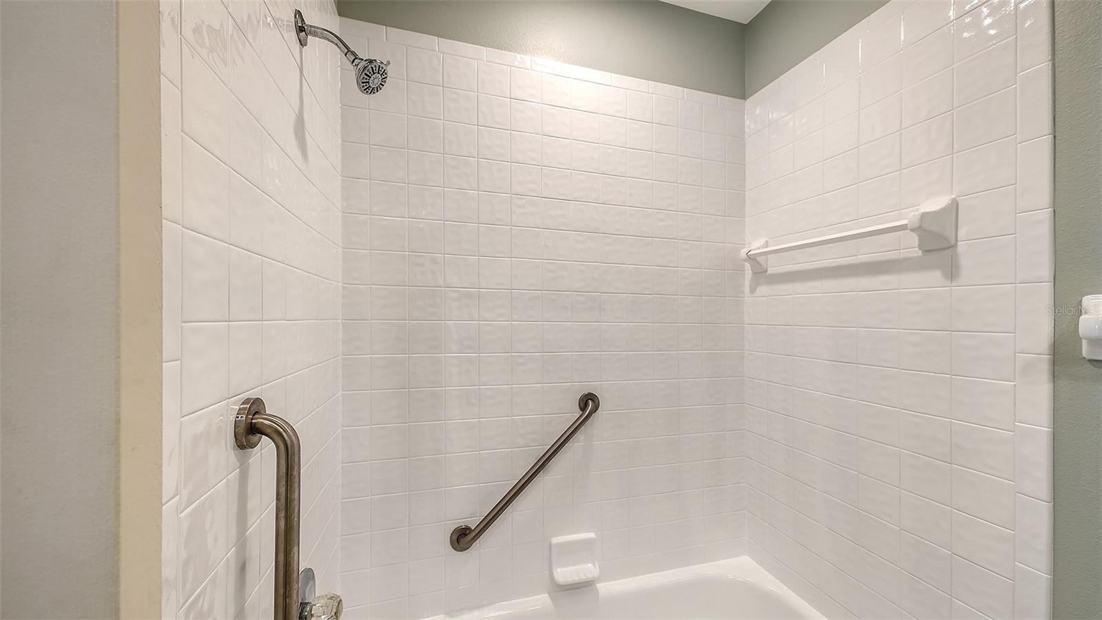 STRATFIELD PARK - THE MEADOWS - Residential