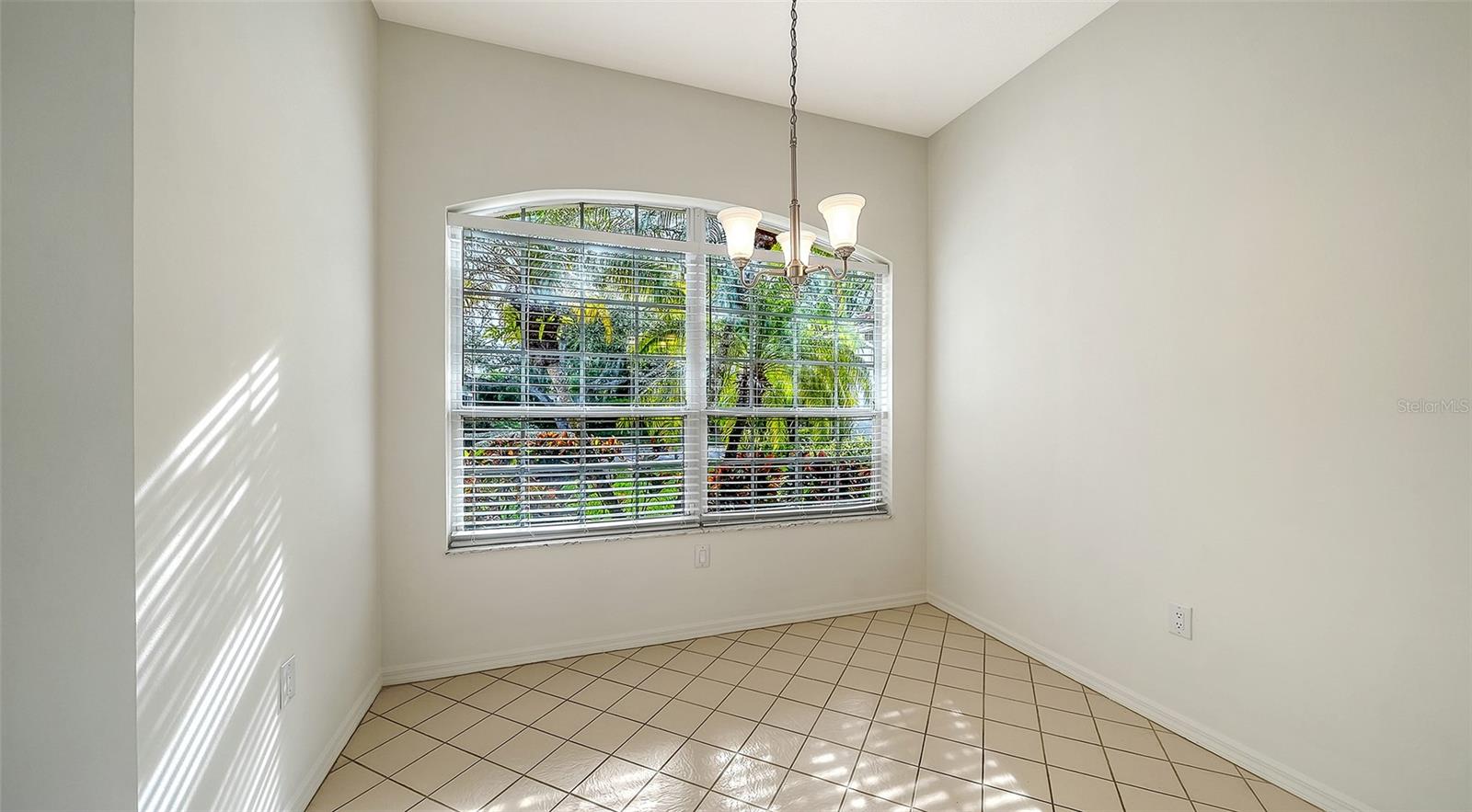 STRATFIELD PARK - THE MEADOWS - Residential