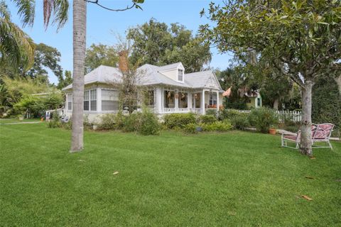 Tiny photo for 1021 E Third Avenue, Mount Dora, FL 32757 (MLS # G5102889)