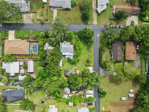 Tiny photo for 1021 E Third Avenue, Mount Dora, FL 32757 (MLS # G5102889)