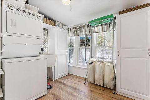 Tiny photo for 1021 E Third Avenue, Mount Dora, FL 32757 (MLS # G5102889)