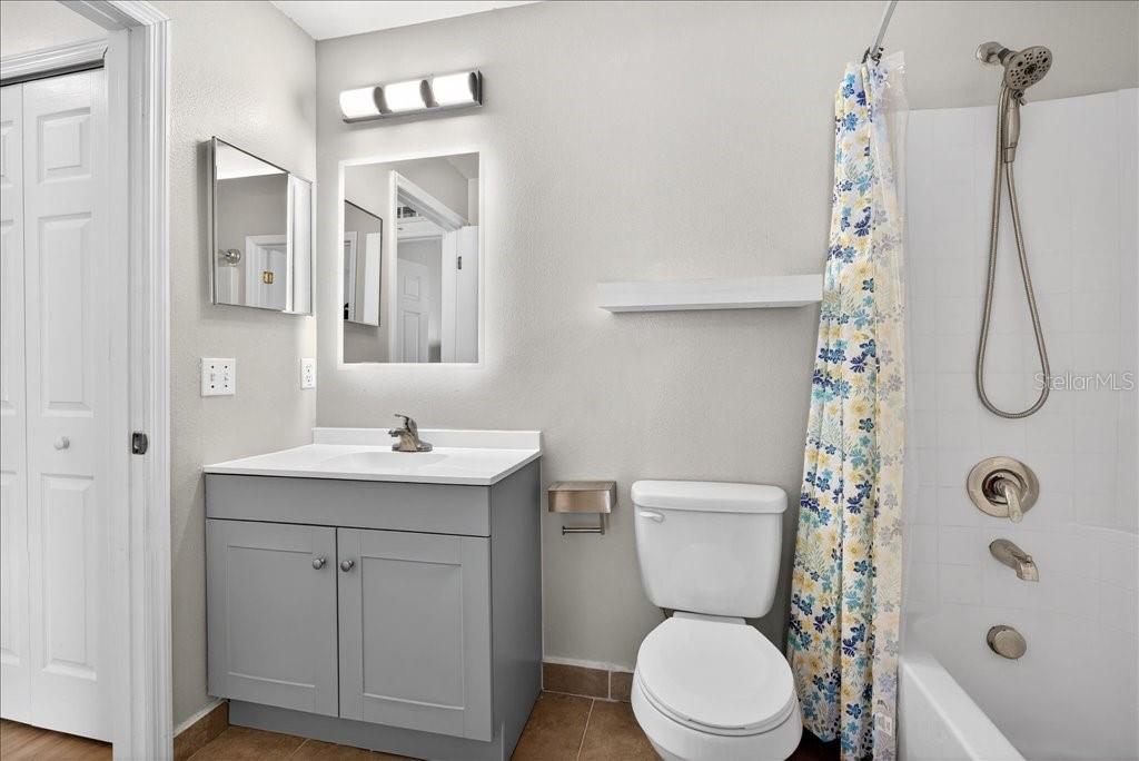 LEHIGH WOODS - Residential