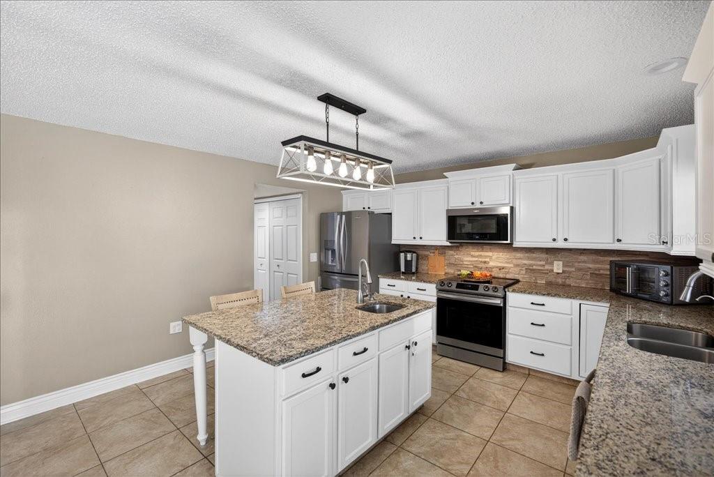 LEHIGH WOODS - Residential