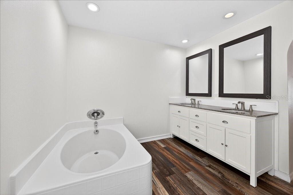 LEHIGH WOODS - Residential