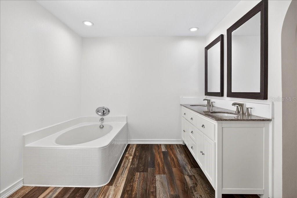 LEHIGH WOODS - Residential